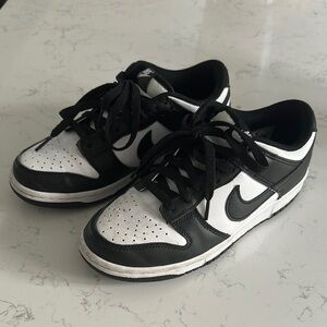Nike panda dunk sneakers